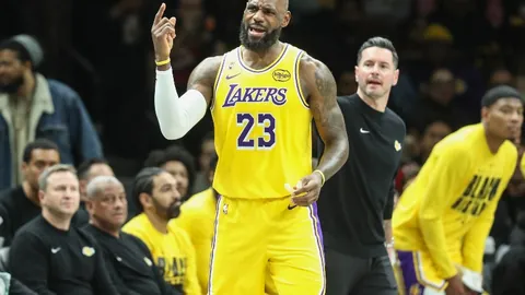 火箭对热火四战全胜分析：专家解读质合与前区十码